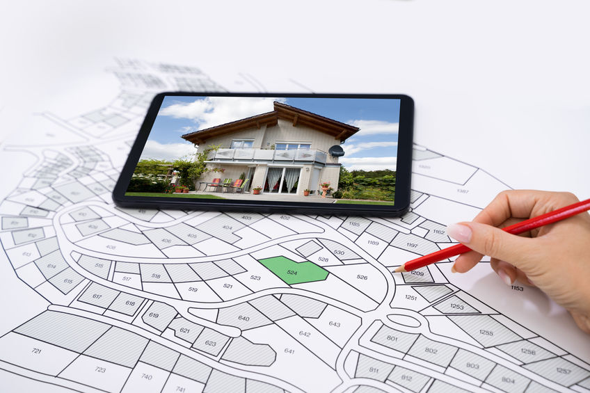 {{ post.title }}